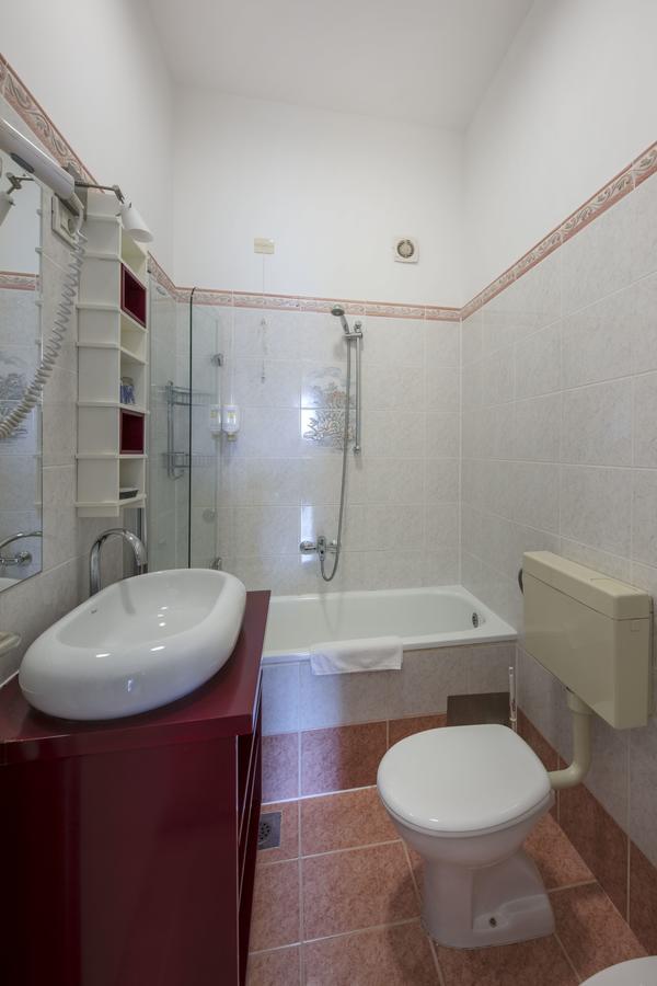 Kredo B&B Mali Losinj Bilik gambar