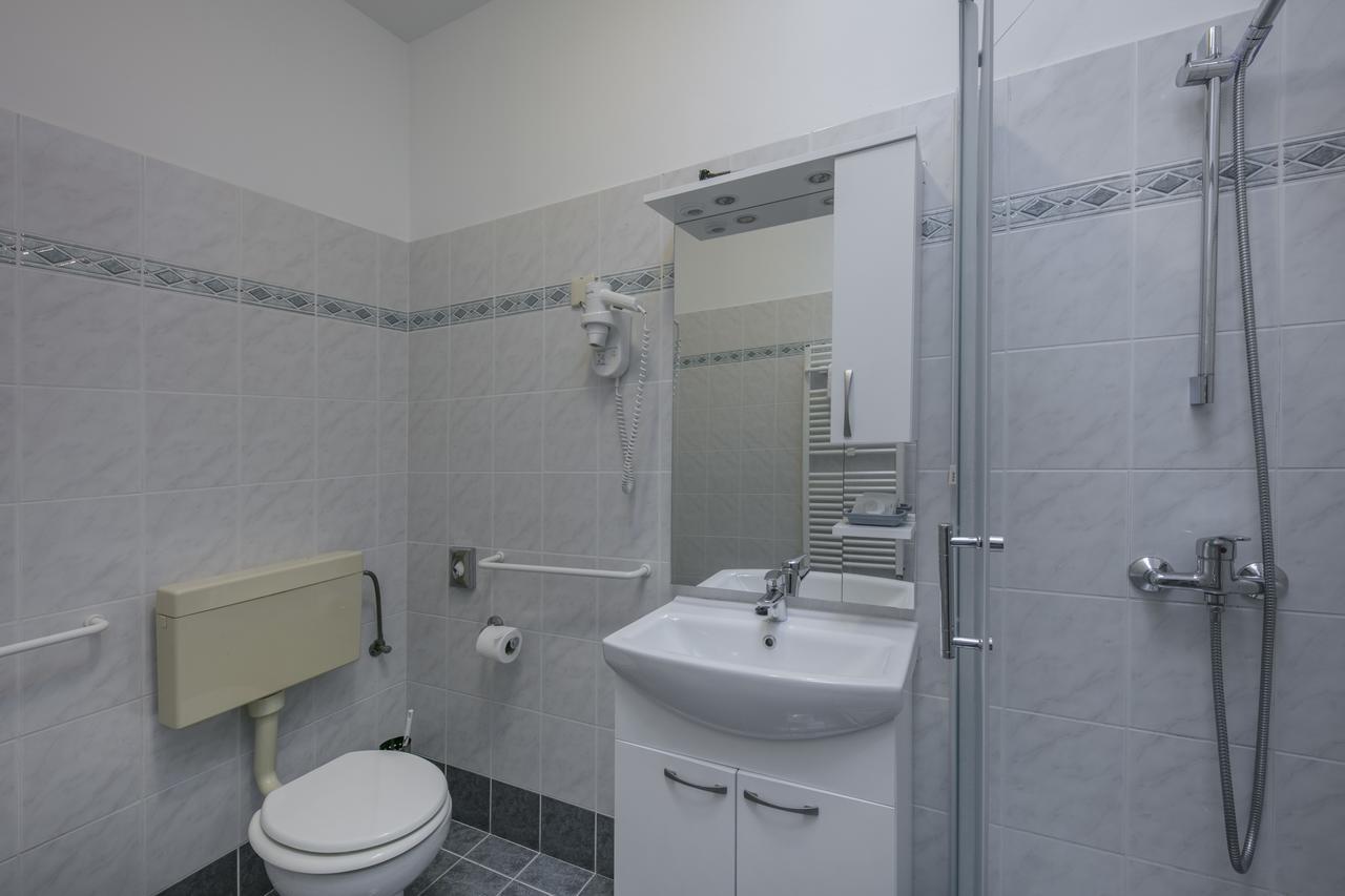 Kredo B&B Mali Losinj Bilik gambar